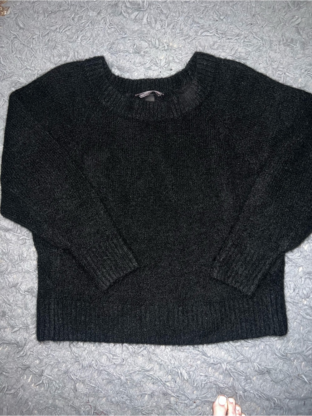 Bundle of Women’s Sweaters - Picture 3 of 4